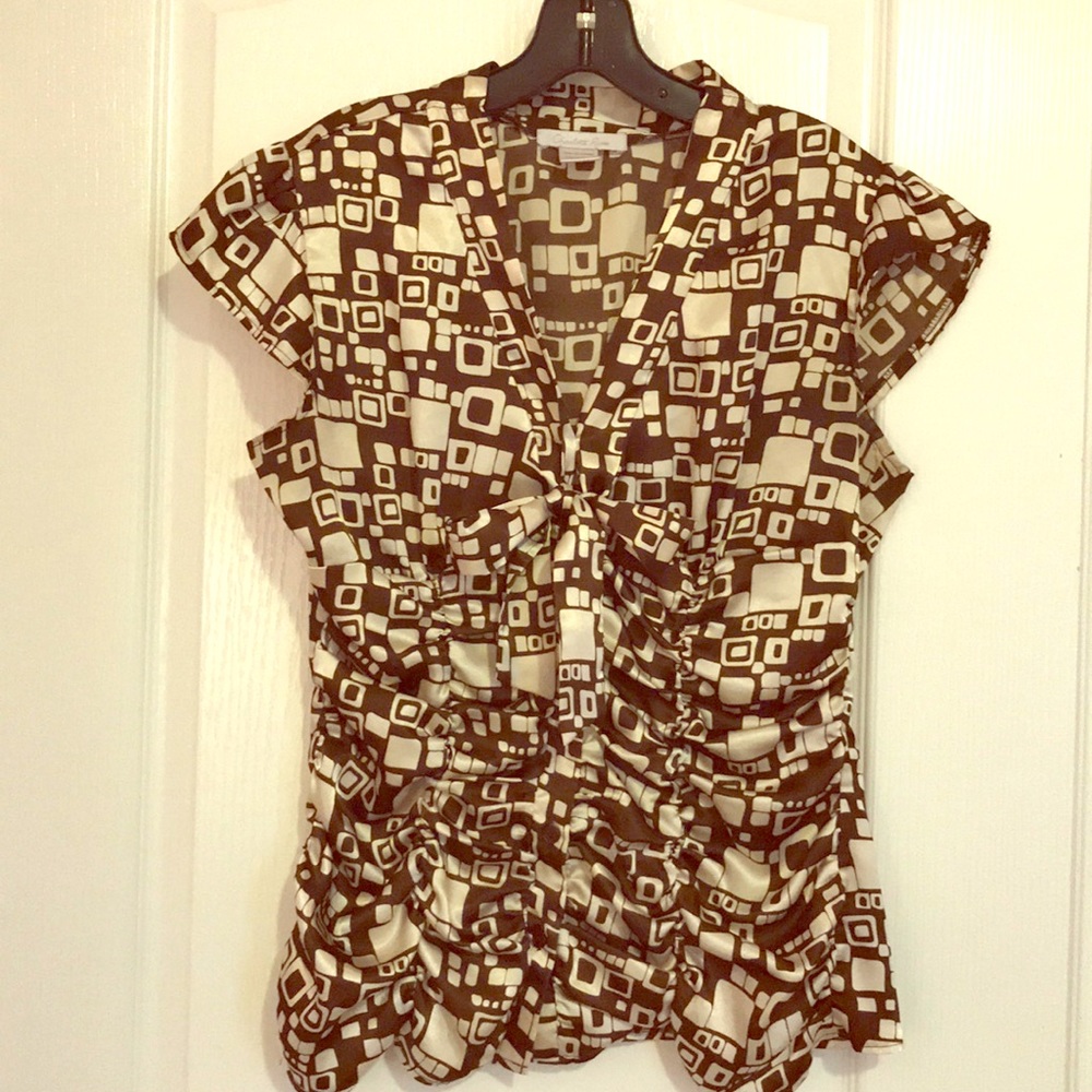 Brown & cream short sleeve blouse